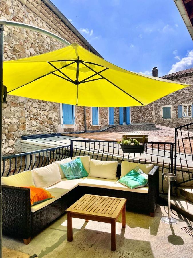 Hotel Les Voyageurs Charols Zewnętrze zdjęcie