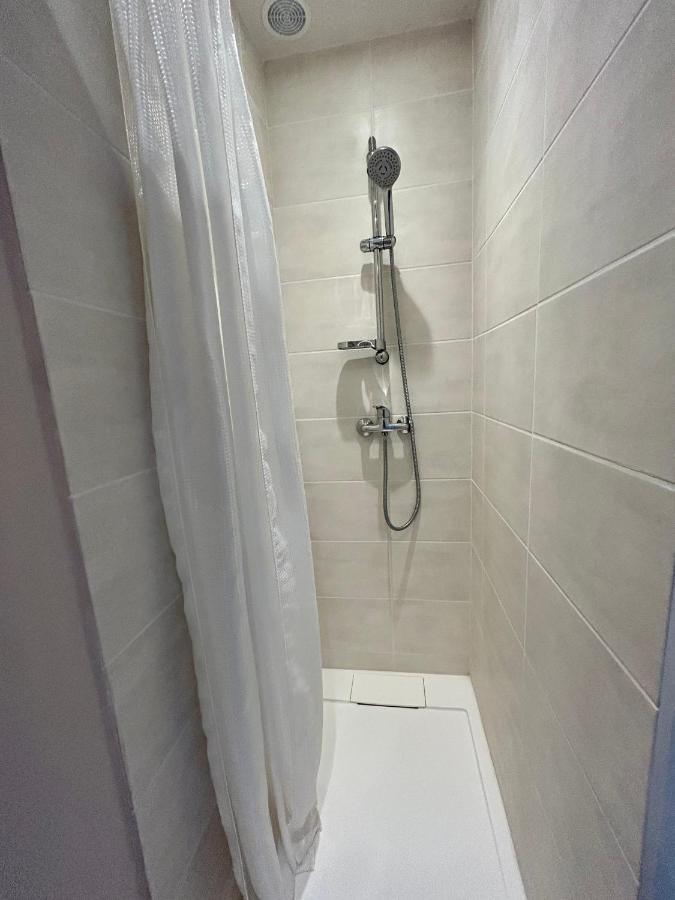 Hotel Les Voyageurs Charols Zewnętrze zdjęcie