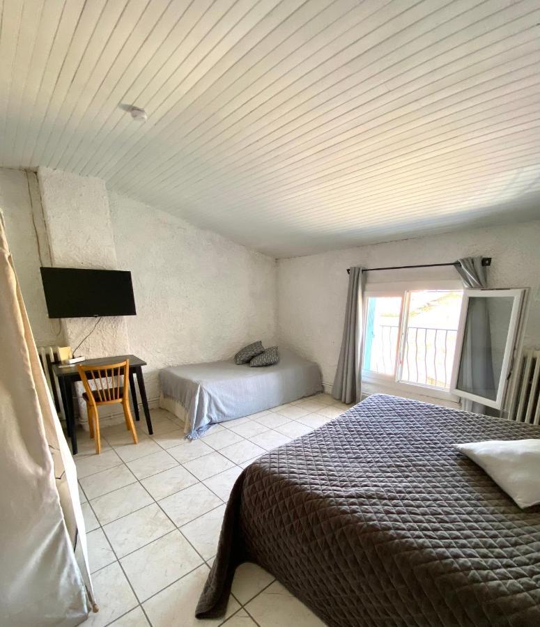 Hotel Les Voyageurs Charols Zewnętrze zdjęcie
