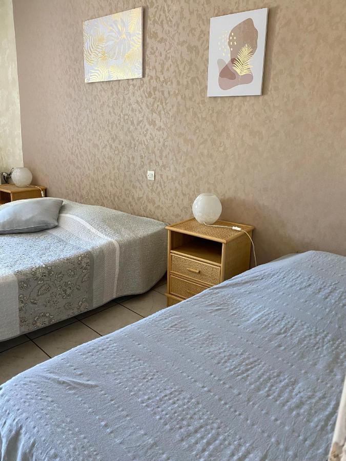 Hotel Les Voyageurs Charols Zewnętrze zdjęcie